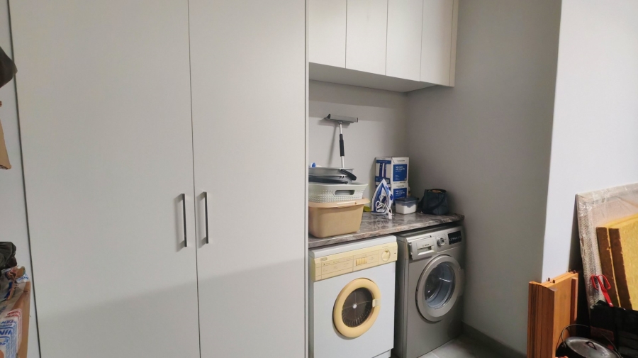 3 Bedroom Property for Sale in Hartenbos Heuwels Western Cape